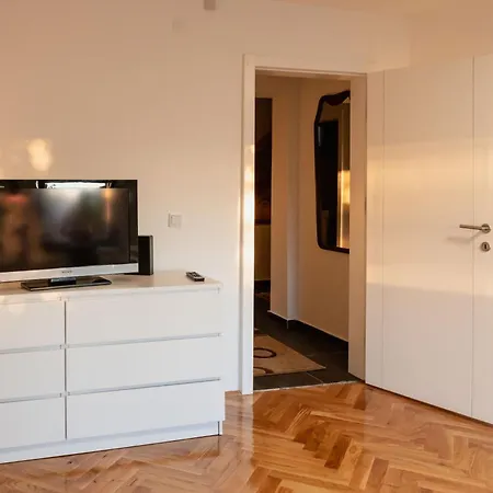 Heart And View Of Old Town 3 Apartment